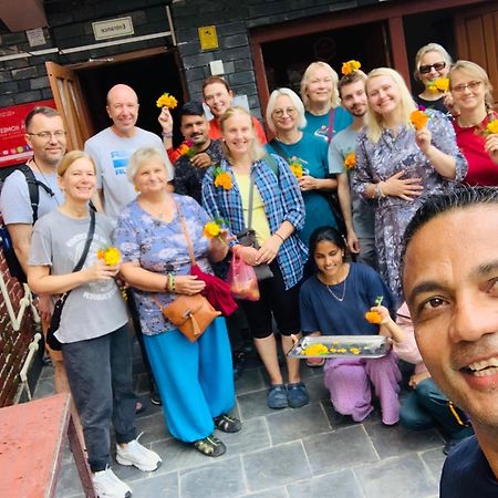 Bandipur Samira Homestay & Mountain View Restaurant 외부 사진